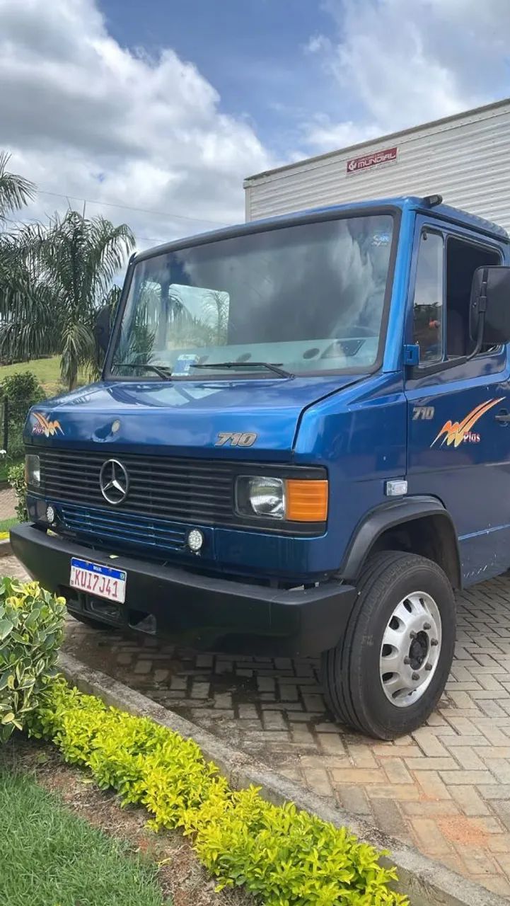 Merceces 710