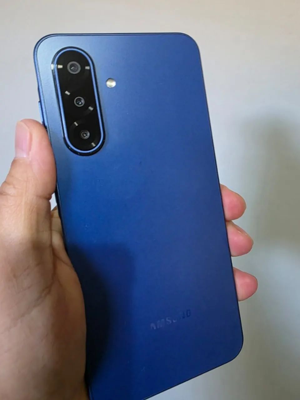 Samsung A17 256Gb 5G  - Foto 4