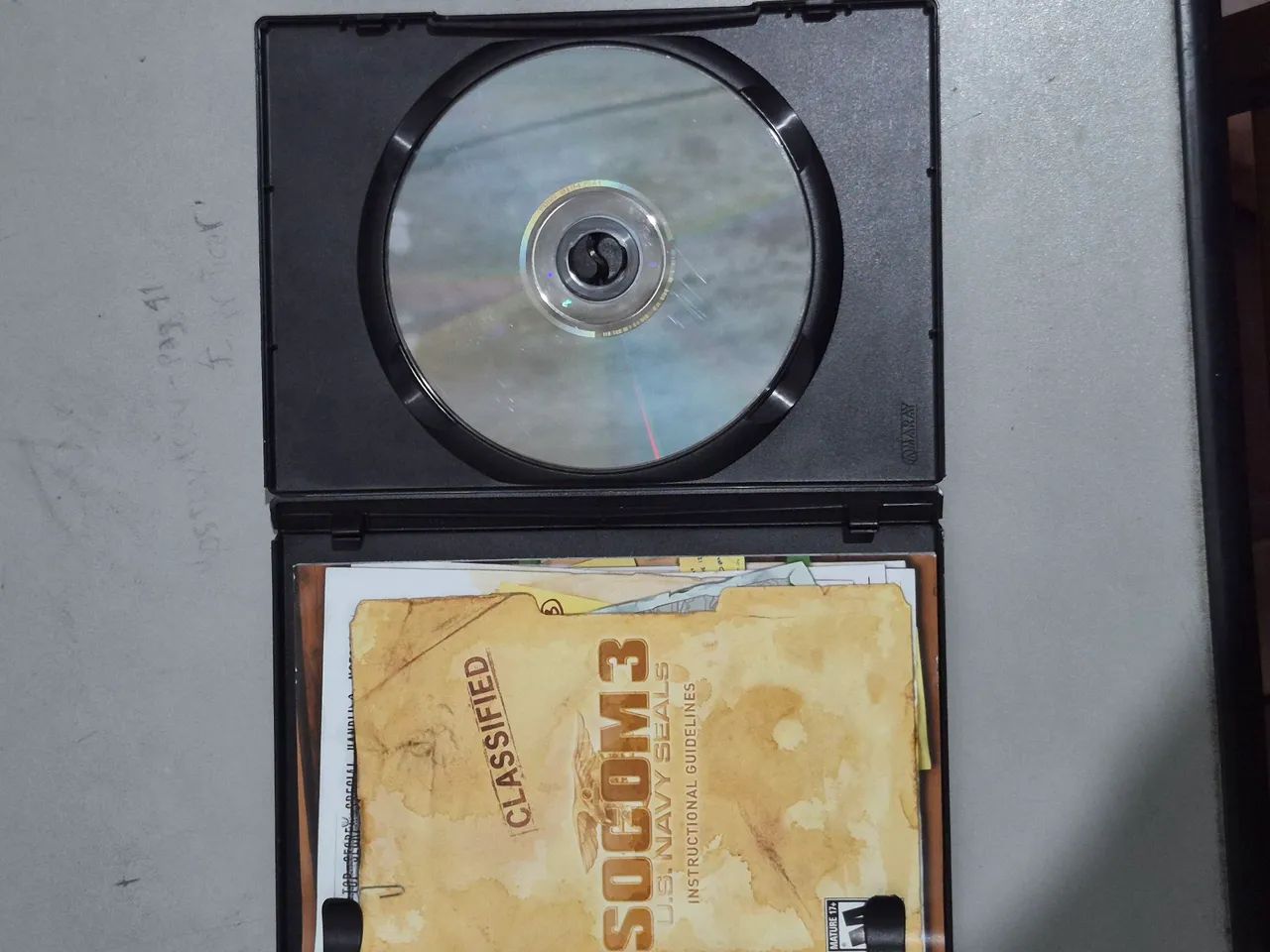 SOCOM 3: U.S. NAVY SEALs - Jogo Original de PS2 - Foto 5