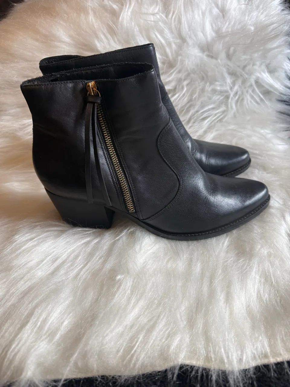 Bota Arezzo couro legítimo TAM 38