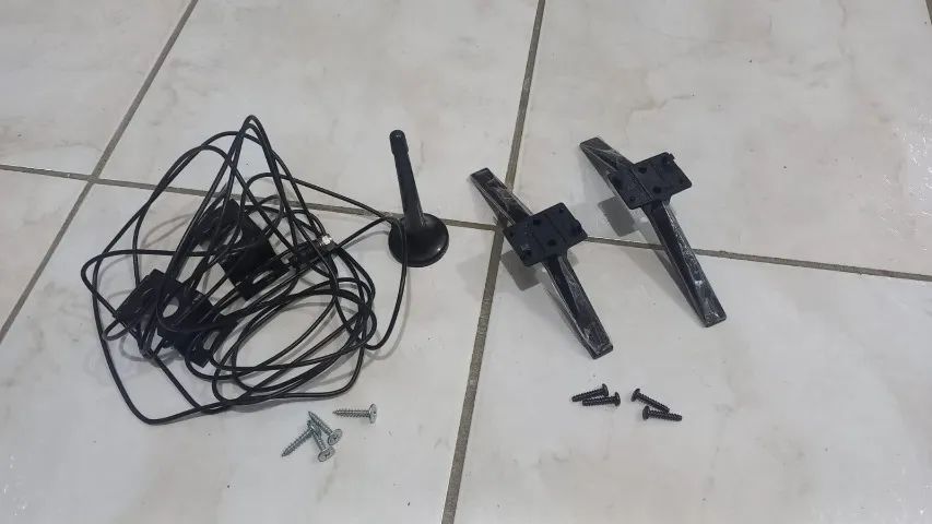 Televisão TV AOC 32 seminova - Foto 3