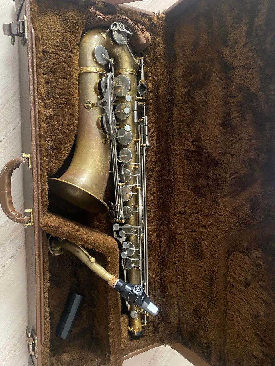 Sax tenor E.M. Winston (EUA)