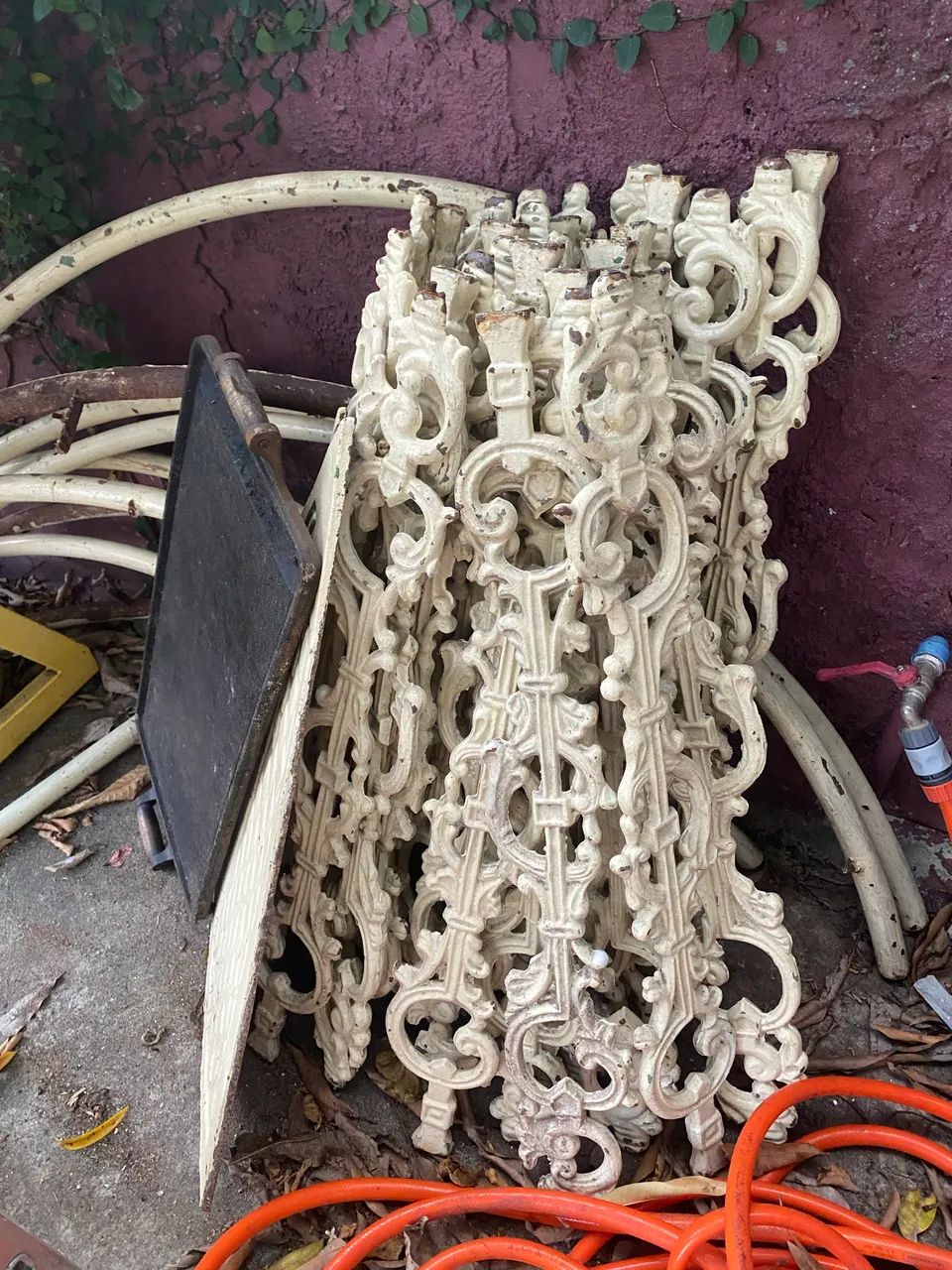 Escada espiral em ferro