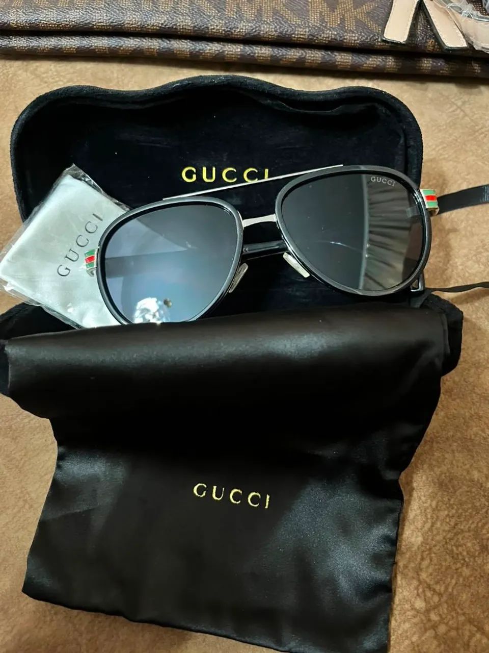 Óculos pilot gucci