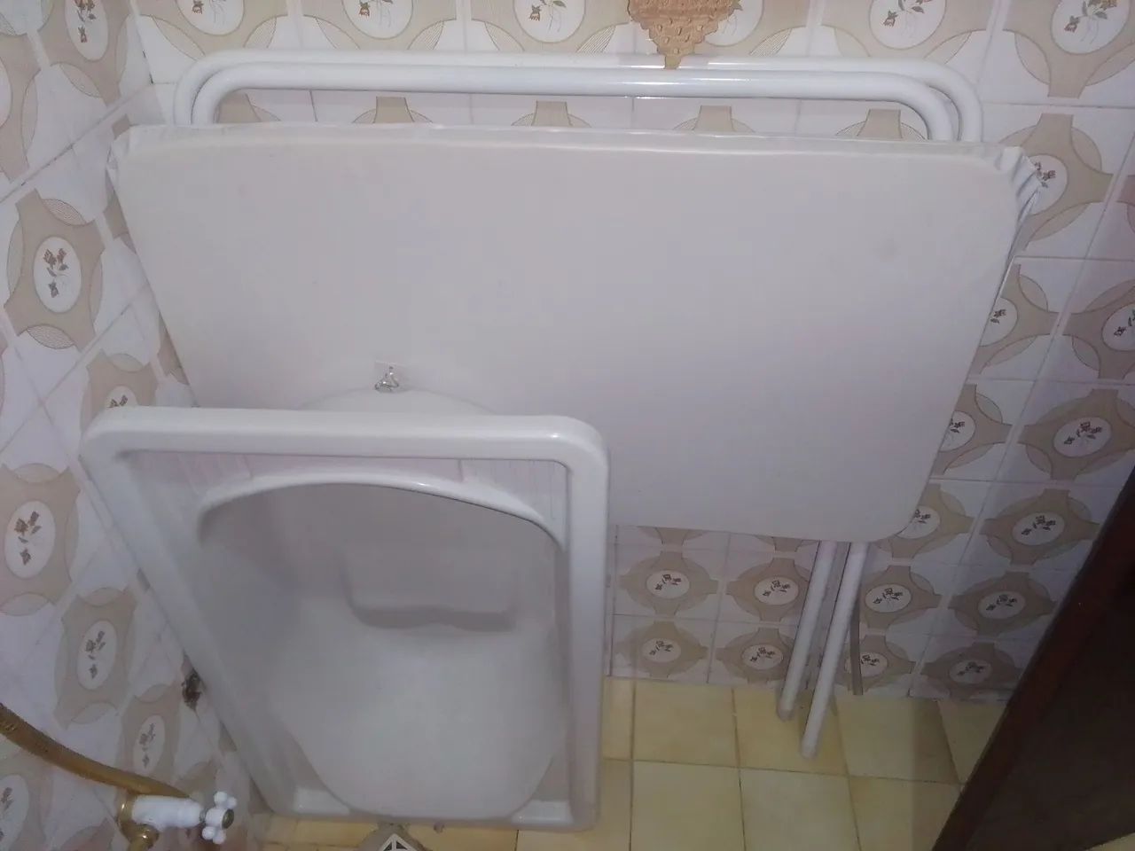 Banheira com suporte