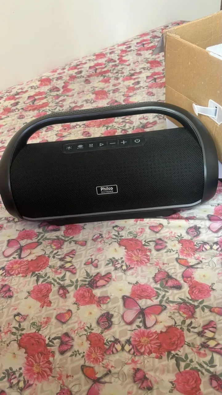  Vendo um caixa de som Philco 220w
