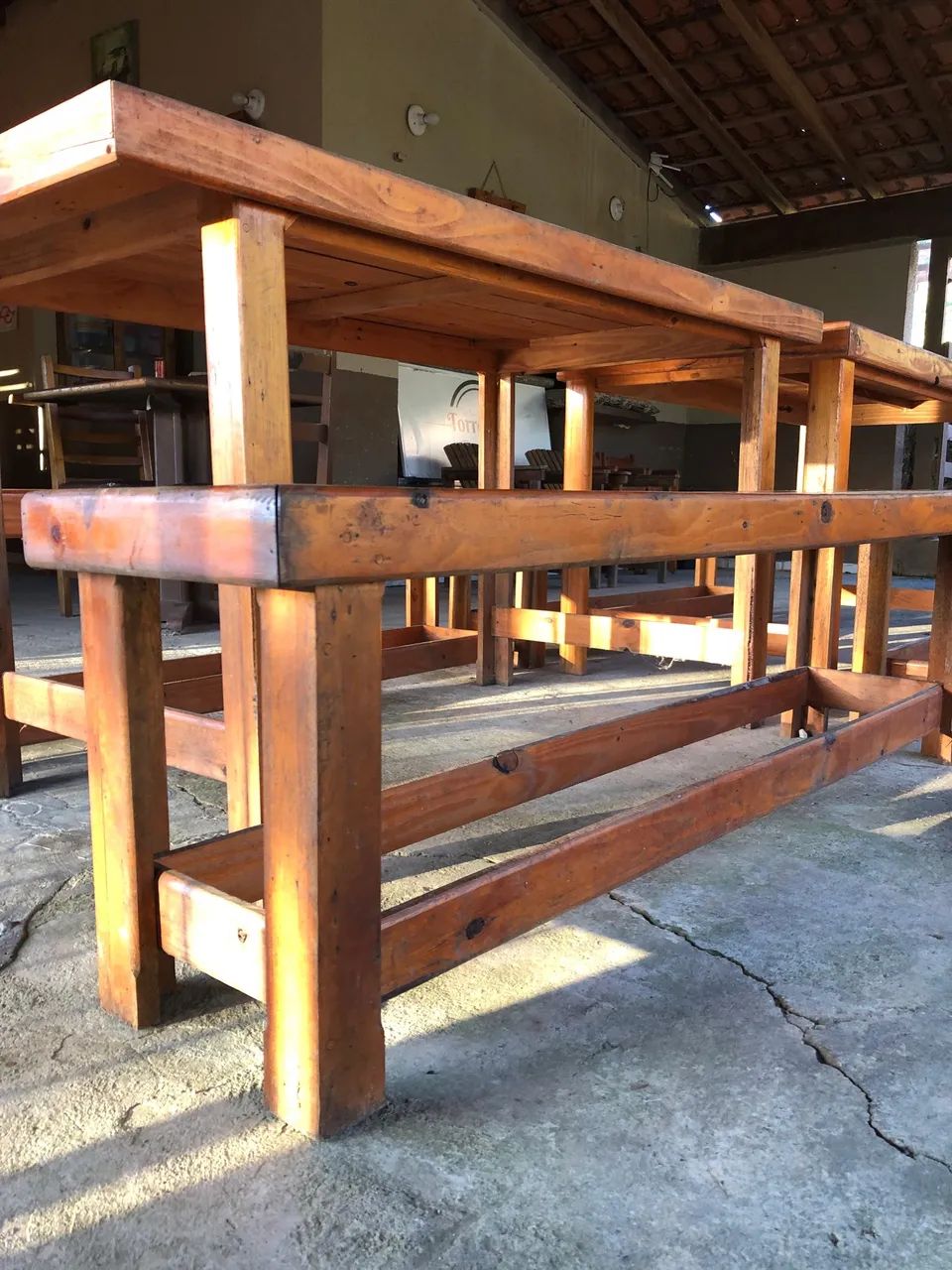 MESA COM BANCOS - Foto 5