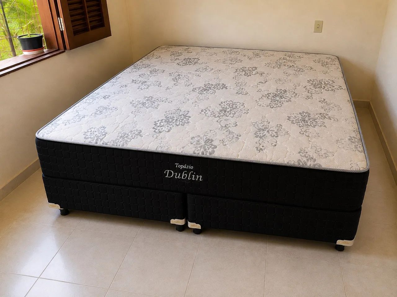 Cama Box King Topázio Dublin Cometo. Colchão + 2 Bases | 193x203 - Foto 3