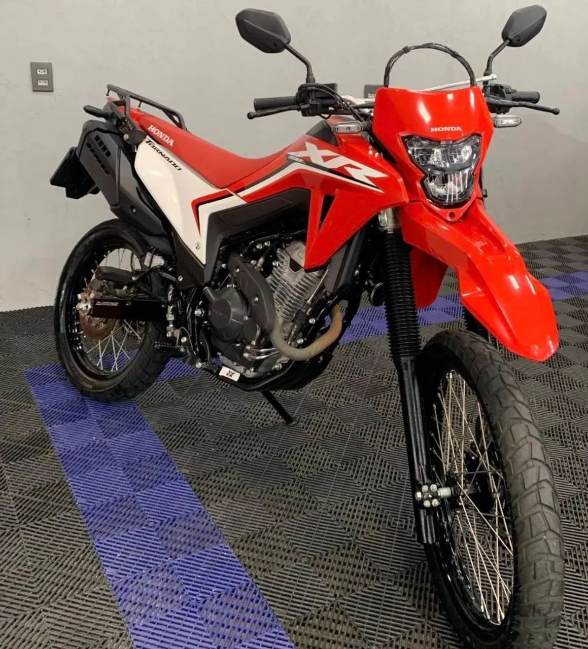 Motocicleta TORNADO XR300L 2025  - Foto 2
