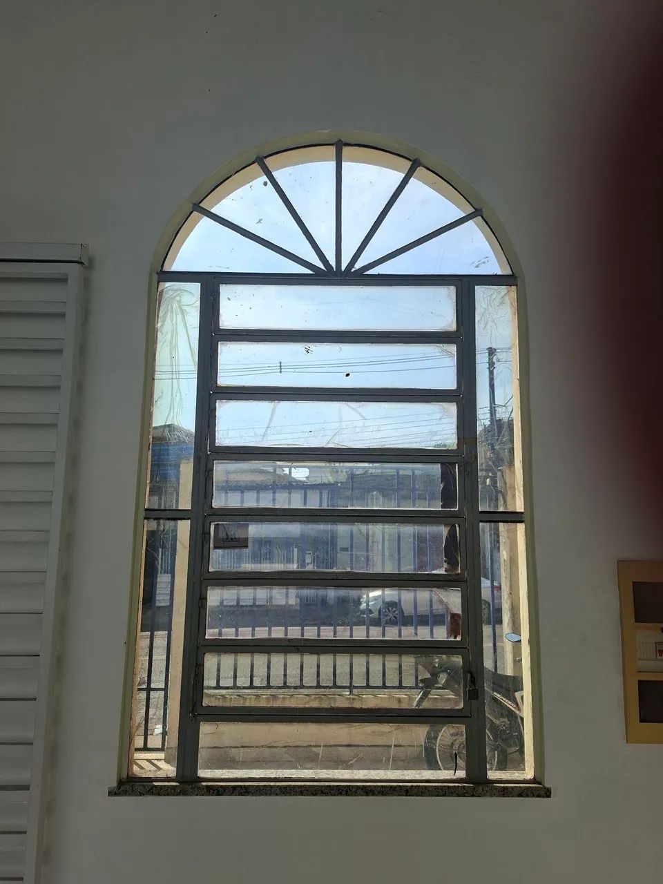 Janela Basculante com arco - Foto 3
