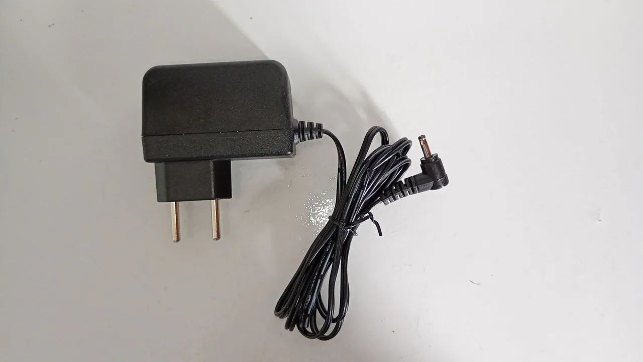 Carregador para Notebook Positivo - Sem Uso