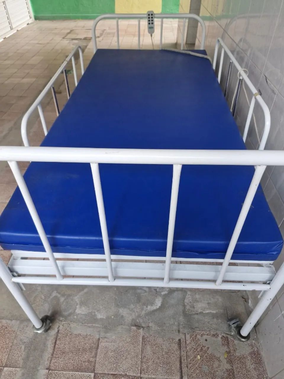 Cama Hospitalar com Controle  - Foto 3