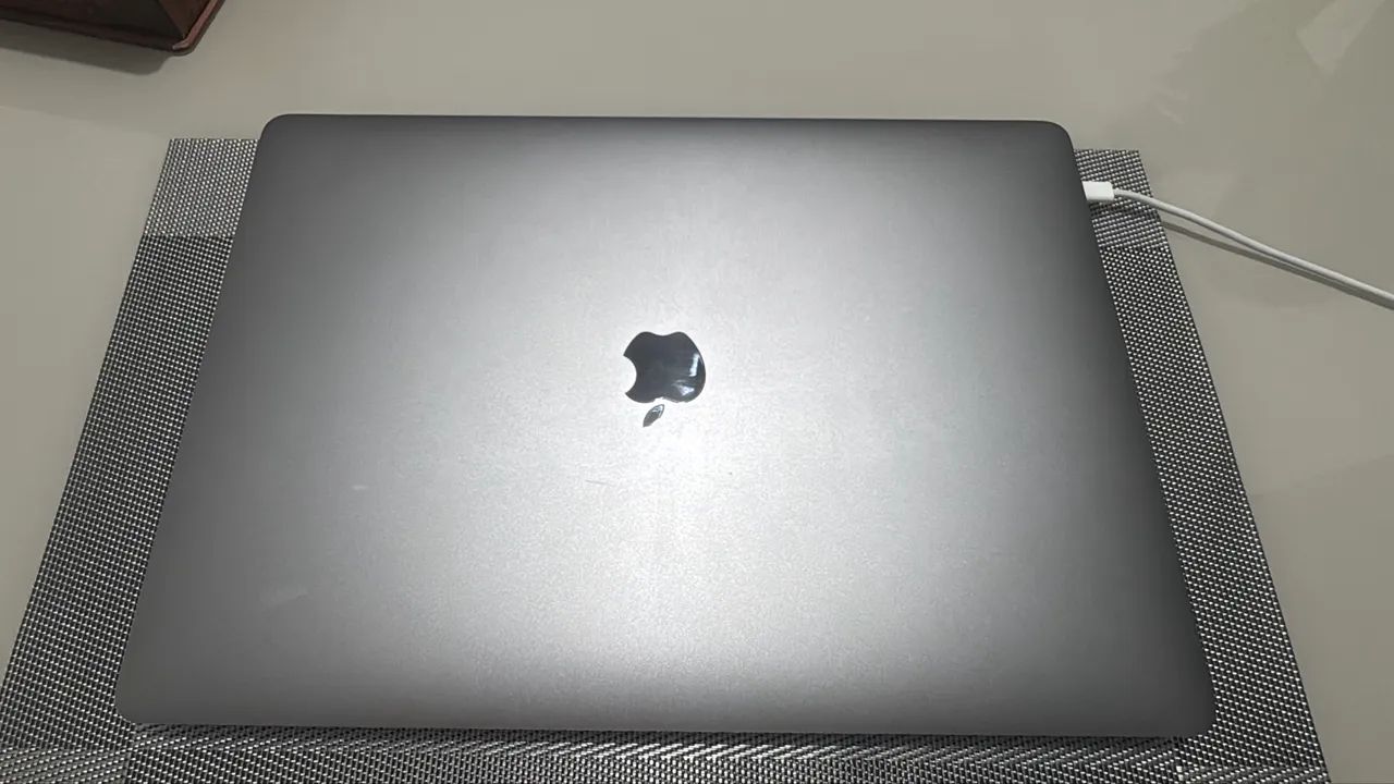 MacBook Pro 16 polegadas, 512gb ssd, 16gb memória ram, 205 ciclos de bateria apenas  - Foto 4
