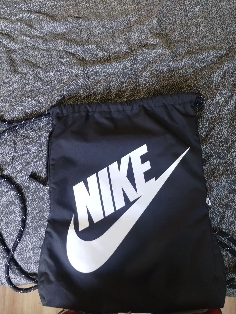 Bag mochila bolsa NIKE preta novíssima, pouco usada
