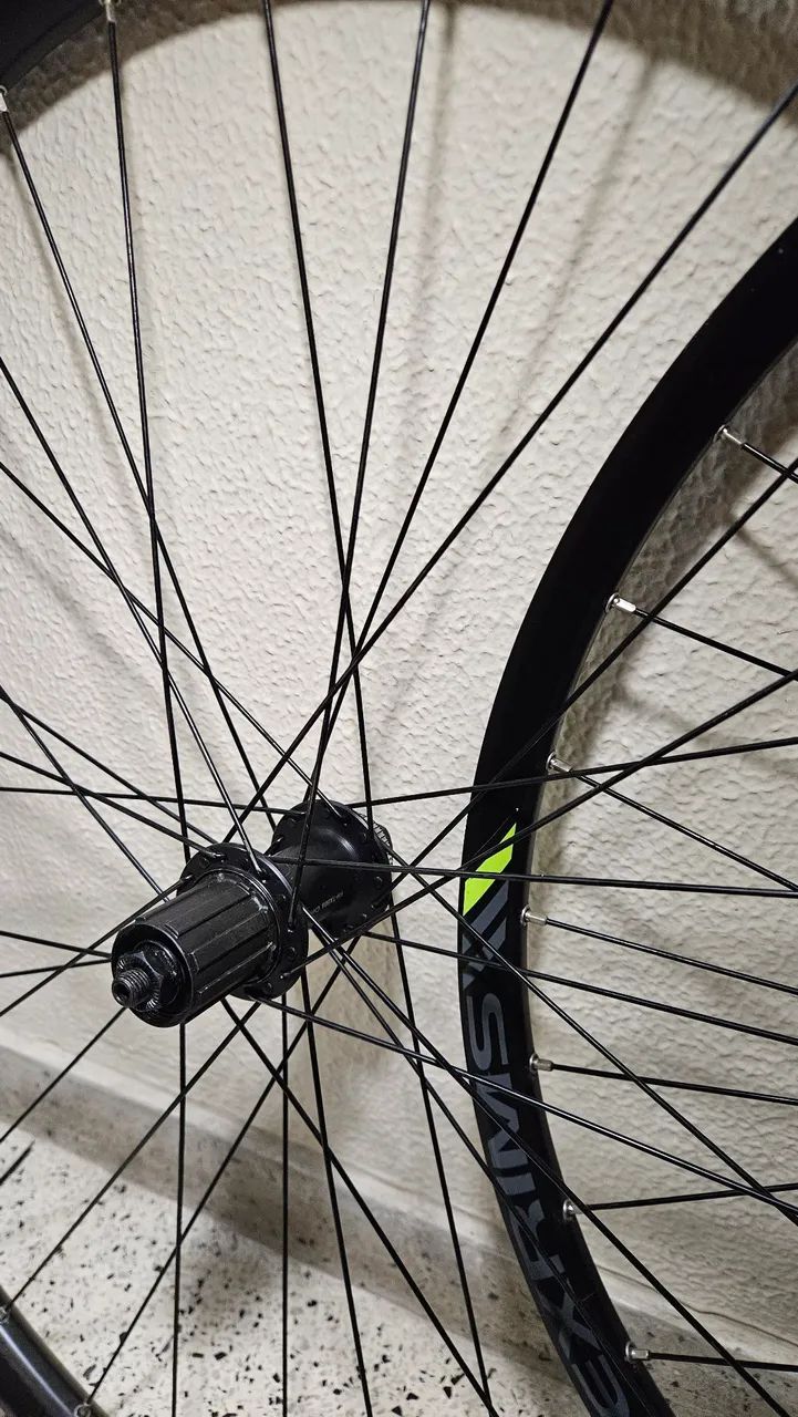 Par de Aros 29 Alexrims 30mm Cubo Shimano - Ciclismo - Centro