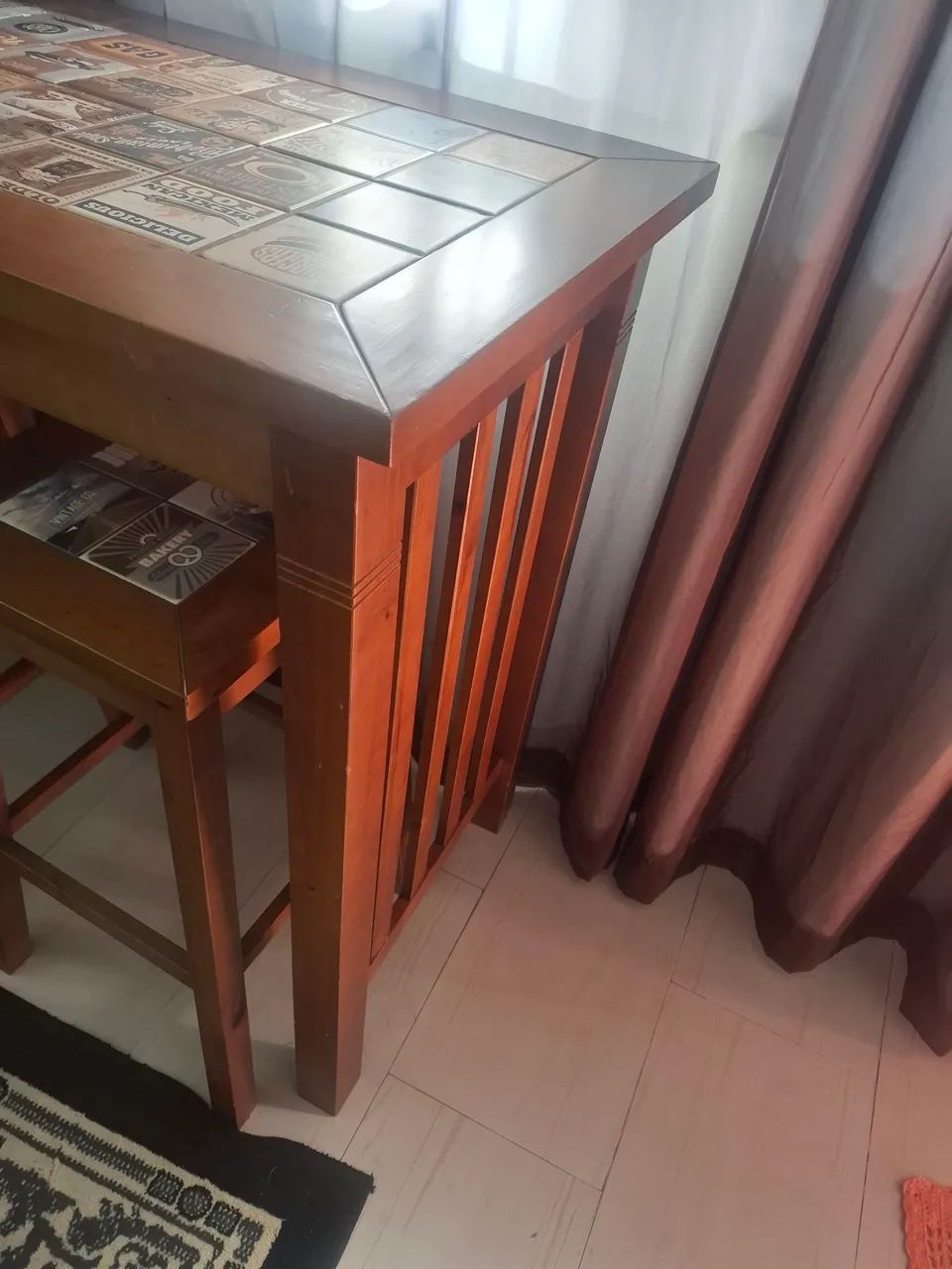 Mesa retro com 02 banqueta  - Foto 3