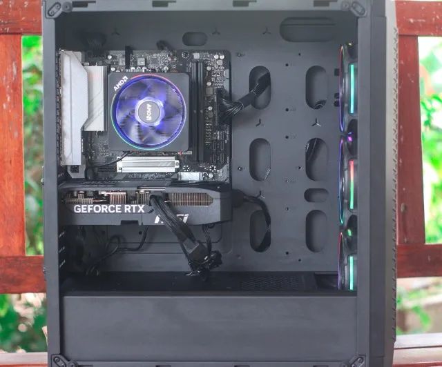 7900 - 64GB - RTX 5070 - Foto 4