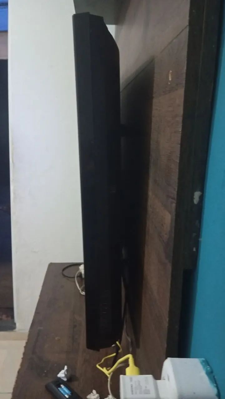 Vendo TV 42 polegadas Toshiba acompanha o fire stick  - Foto 3