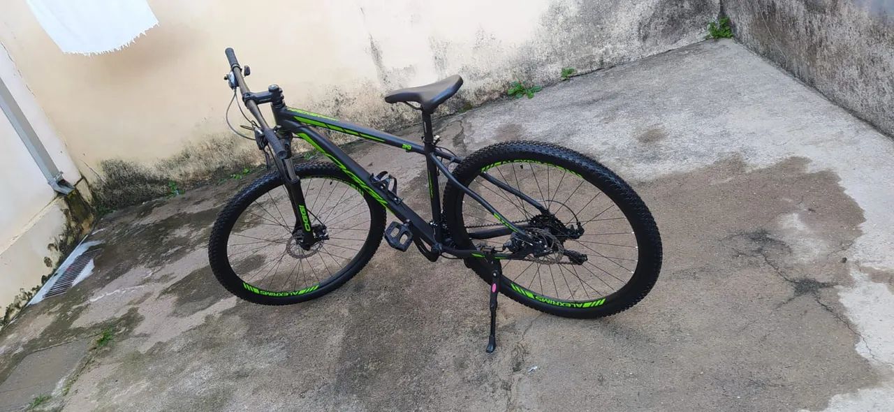 Bicicleta Oggi aro 29 