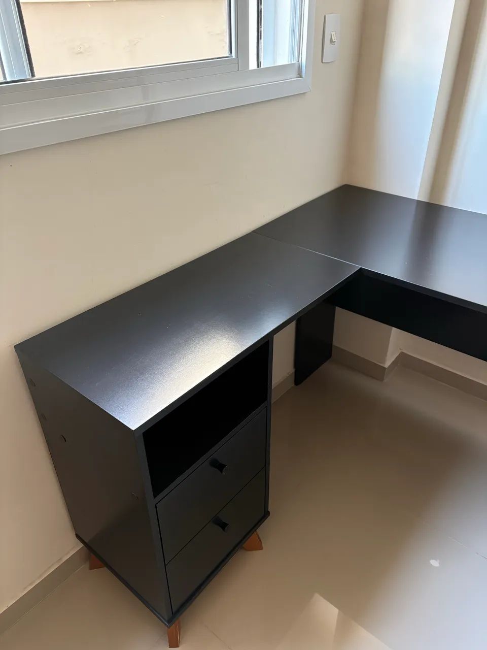 Mesa de escritório c/ gaveta  - Foto 3