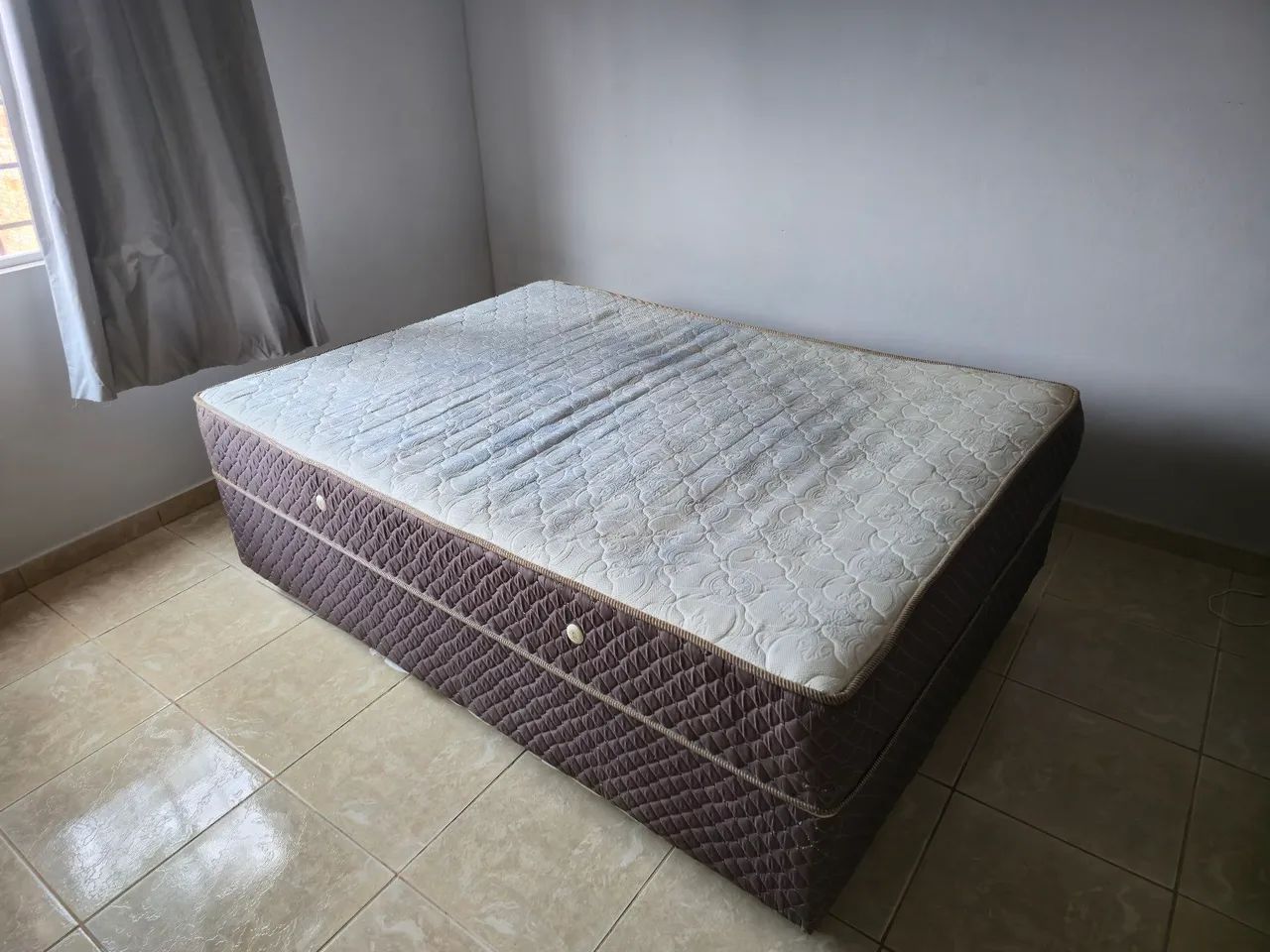 Vendo cama box pra casal - Foto 2