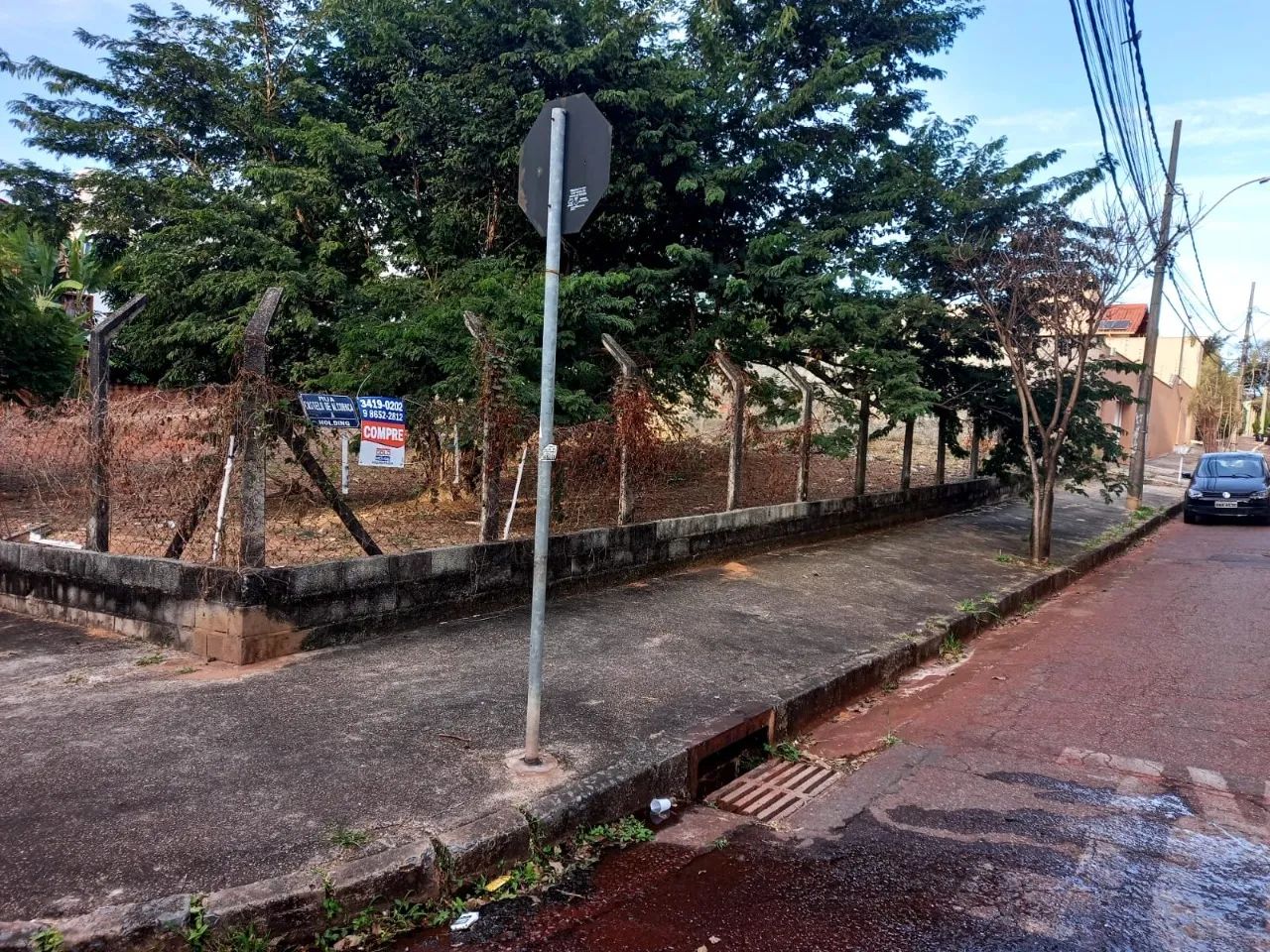 LOTE NO BAIRRO CASTELO