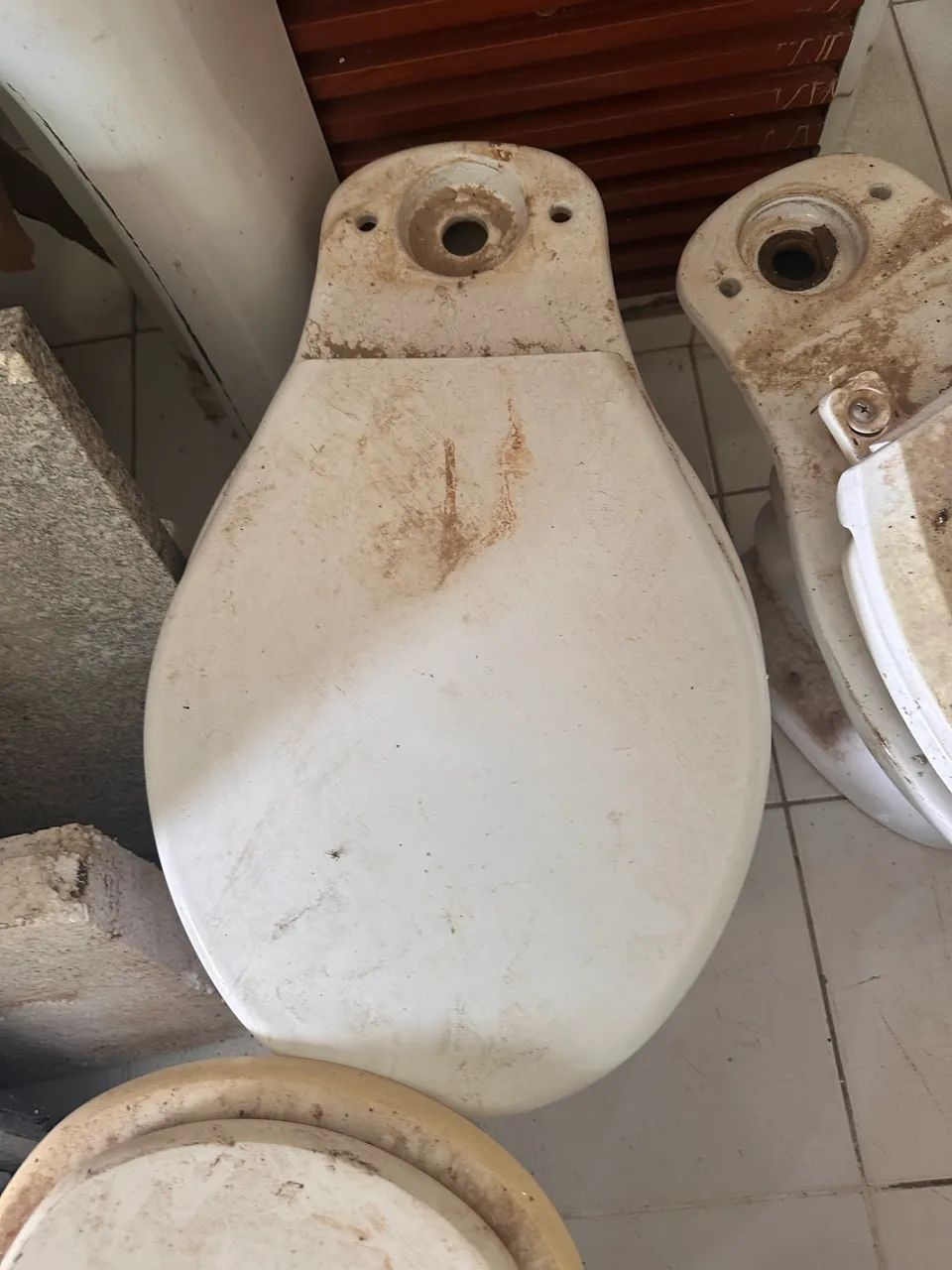 Vaso sanitário com caixa acoplada  - Foto 2