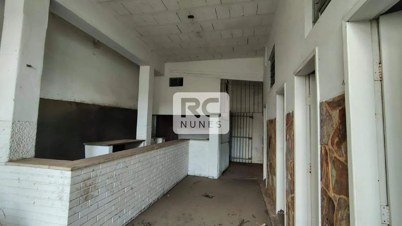 Casa comercial + Galpão no bairro Carlos Prates, com aproximadamente 500m² de área ! - Foto 5