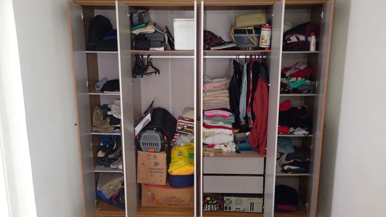 Guarda roupas 6 portas  - Foto 2