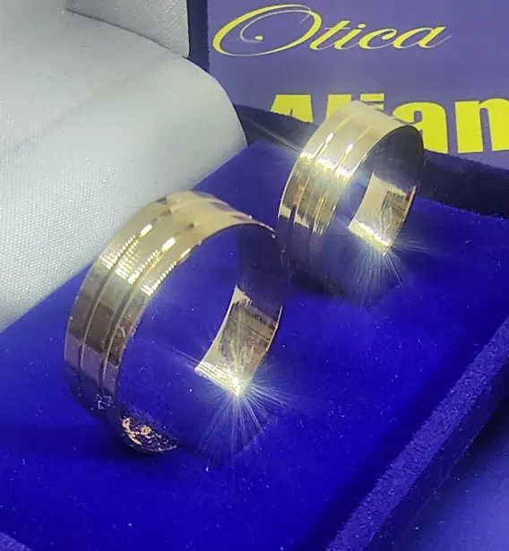 Alianças Casal Noivado Casamento Bodas Ouro 18 Kilates Peso 7.10 Gramas 6 mm Detalhes de 2 - Foto 2