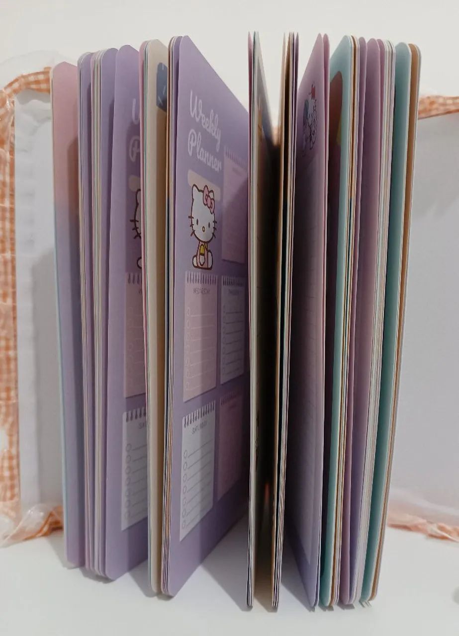 Kit Papelaria Hello Kitty Cereja  - Foto 2