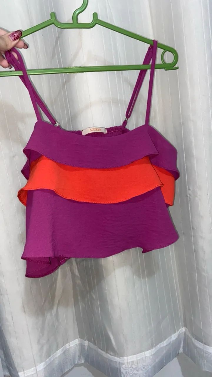 Cropped babados roxo e laranja 