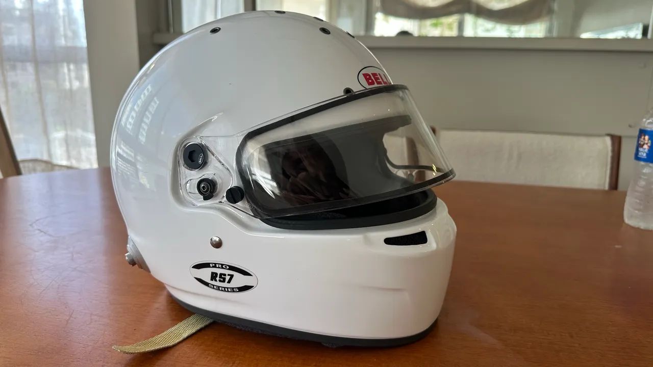 Capacete BELL RS7 PRO kart automobilismo