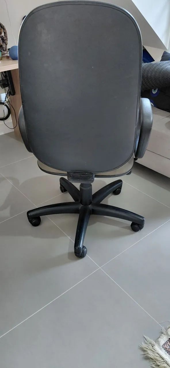 Vendo Cadeira de escritório  - Foto 2
