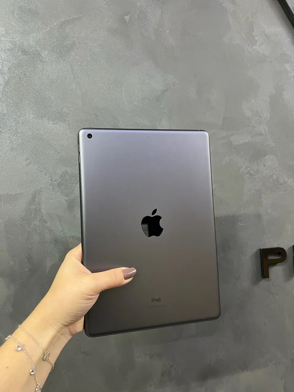 IPAD 9 CINZA ESPACIAL 64GB- OPORTUNIDADE  - Foto 3