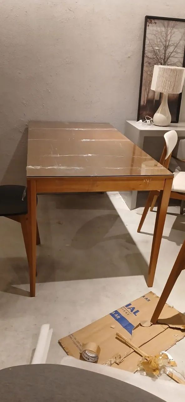 Mesa de Jantar com 4 cadeiras