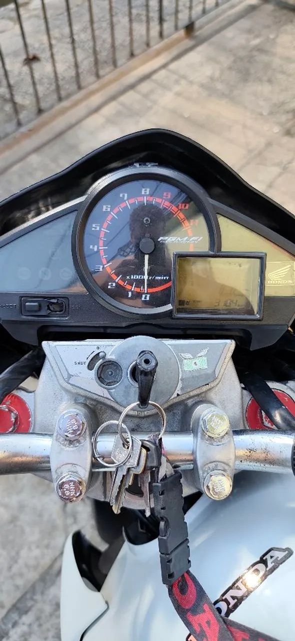 CB 300R CONSERVADA E REVISADA - Foto 4