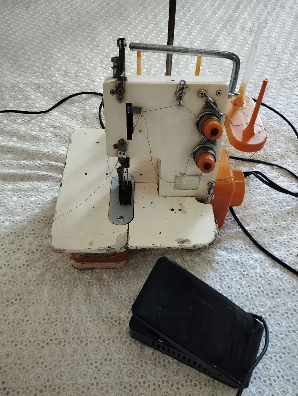 Máquina de costura Colarete 