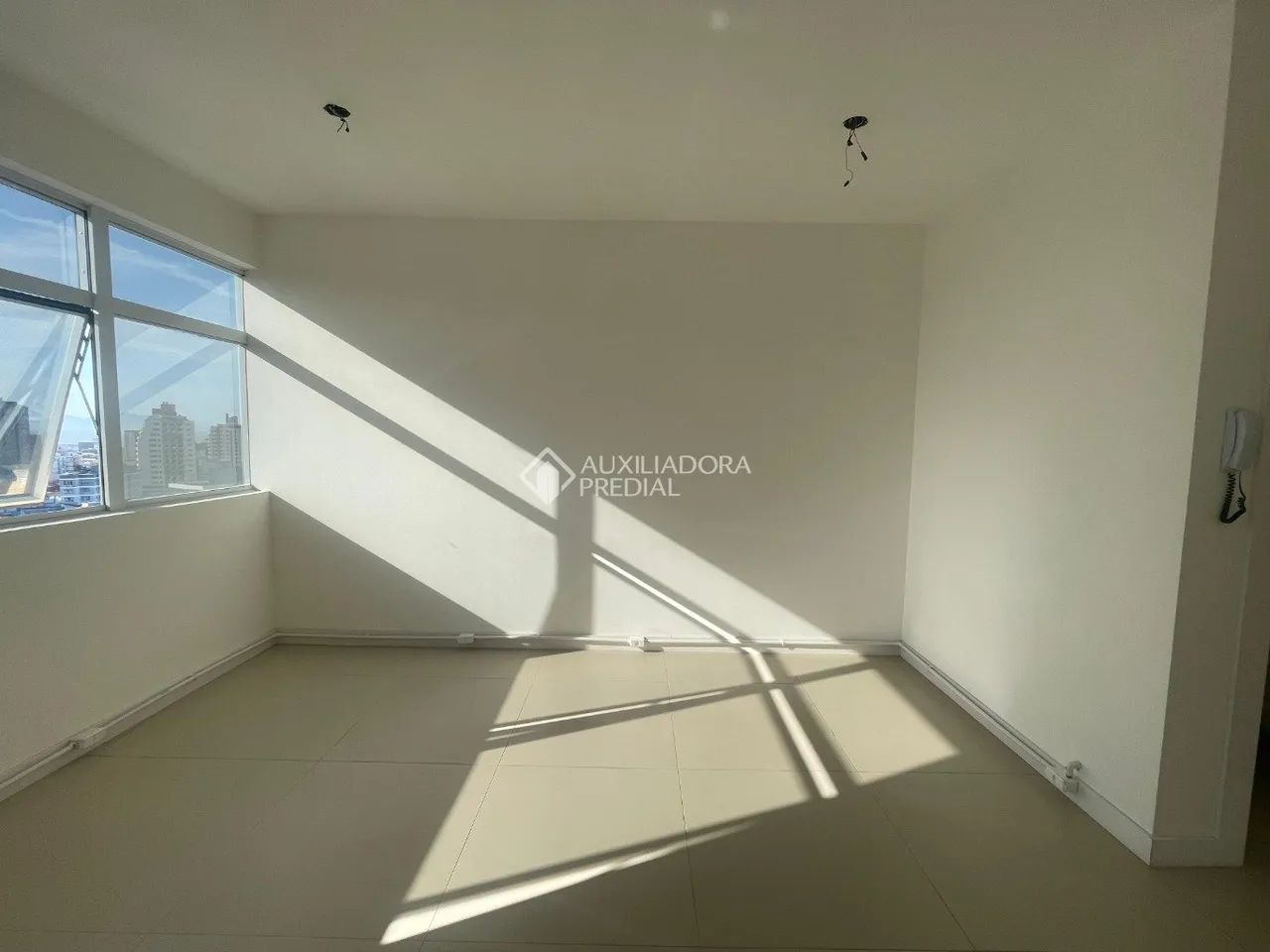 Sala/Conjunto no bairro Canto - Foto 4