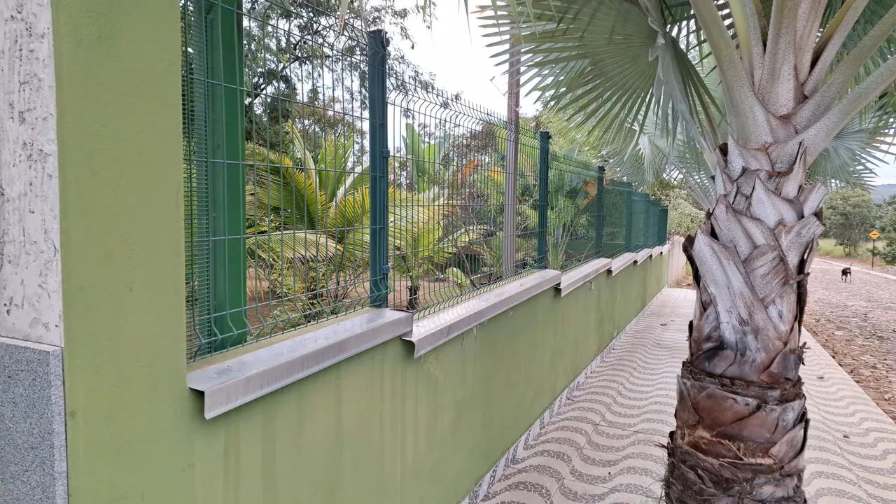 37 Grades,  36 postes e portão reforçado. Tudo novo na embalagem. Desconto à vista.  - Foto 2