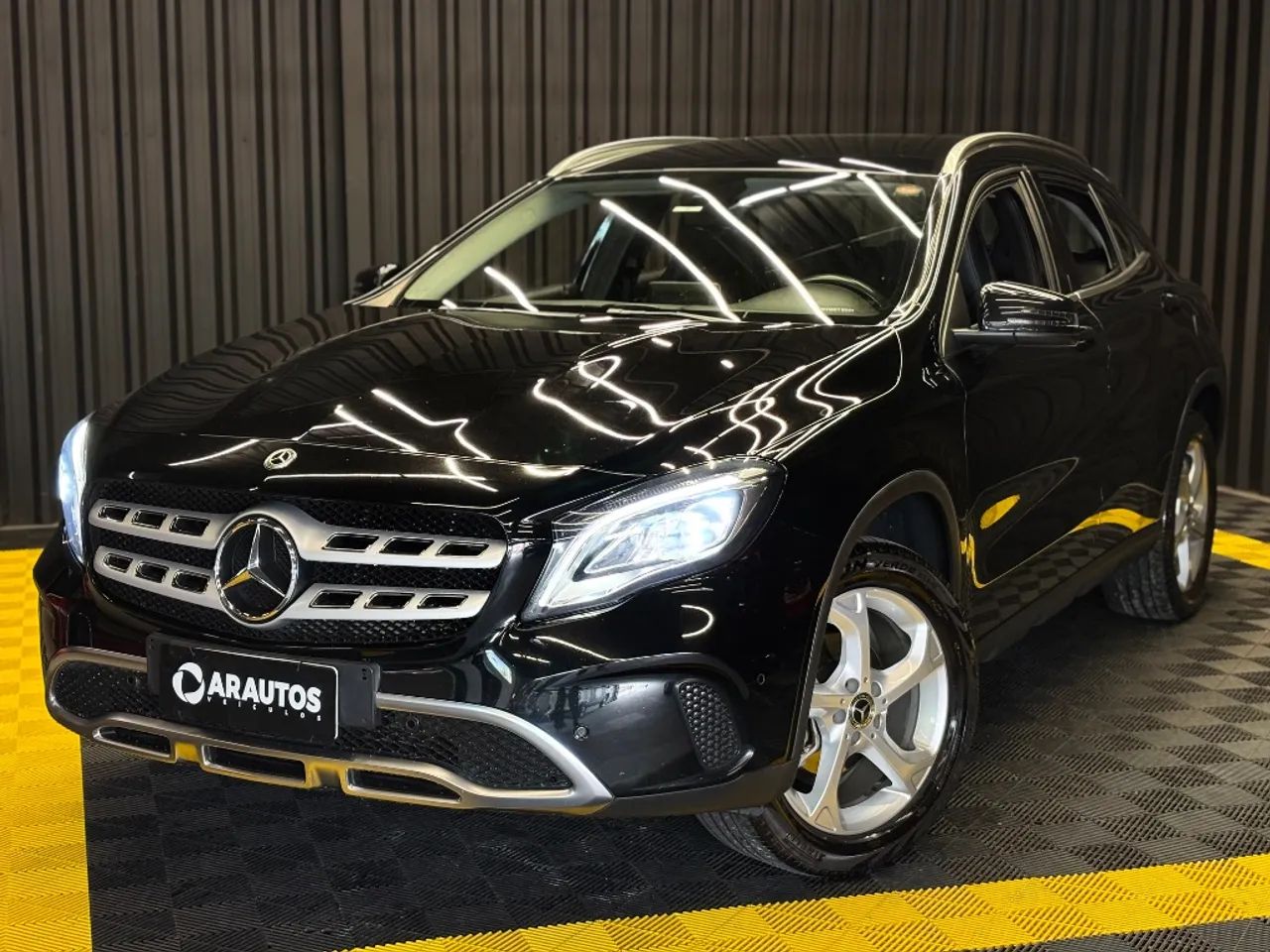 Mercedes-Benz GLA 200 Adv. 1.6/1.6 TB 16V Flex Aut. 2019