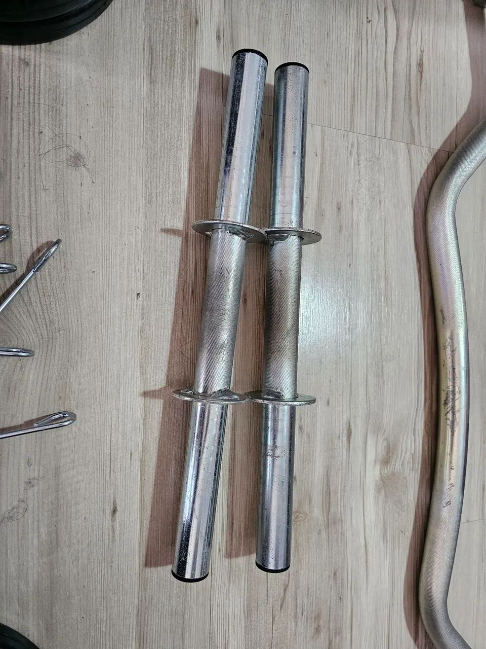 Kit de anilhas e barras Kenkorp - 60kg - Foto 3