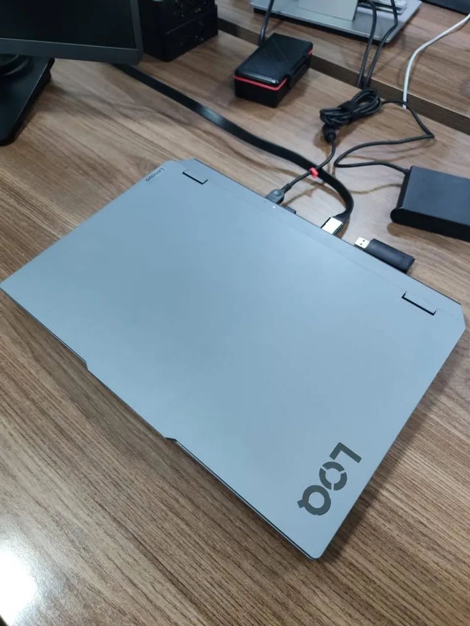 Notebook Lenovo LOQ troco por macbook - Foto 3