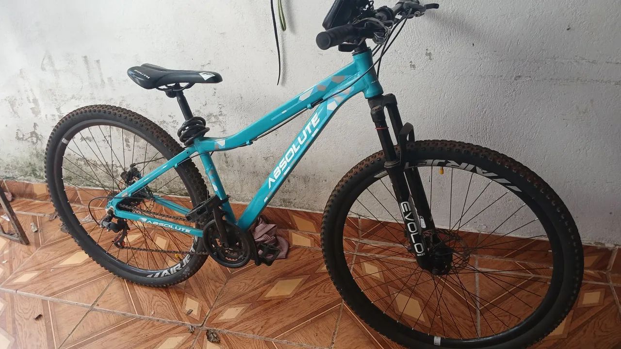 Vende-se bicicleta freio a disco de macha - Foto 2