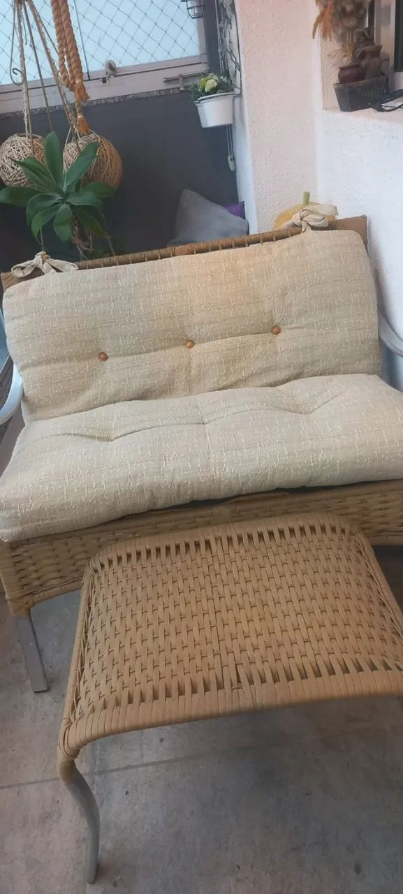 conjunto Namoradeira dois lugares com mesa de palha bege - Foto 2