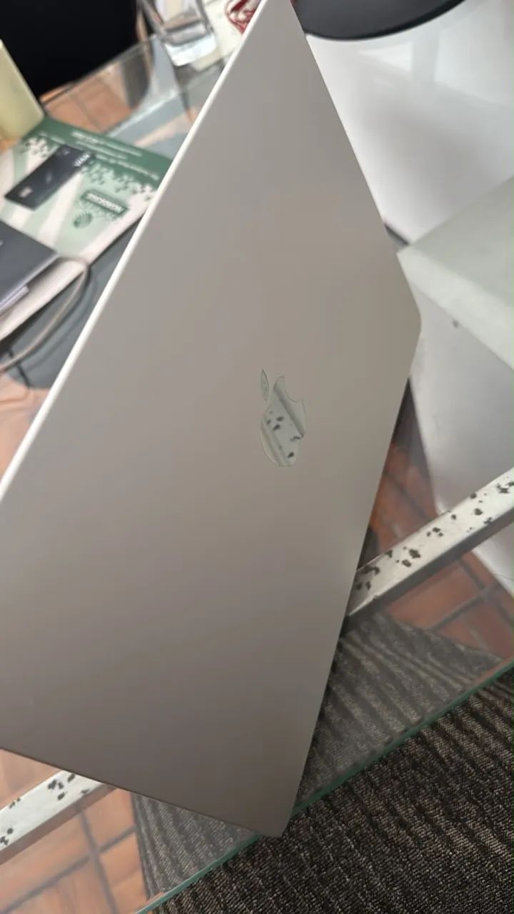 MACBOOK AIR M2 DOURADO - Foto 3