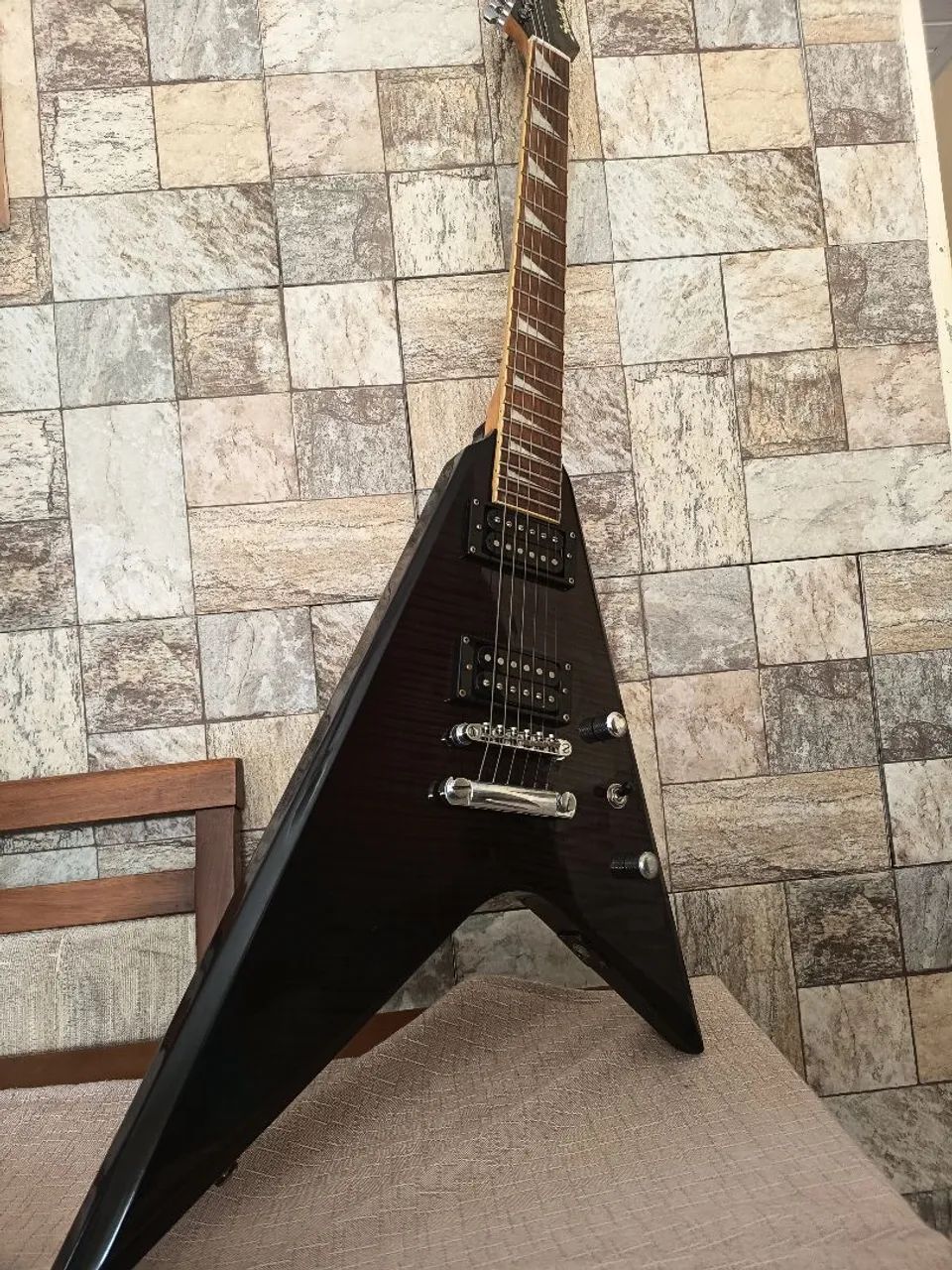 【SALE】アリアプロⅡ　MAGNA Guitarra Aria Pro II Magna Series - Instrumentos musicais - Santa