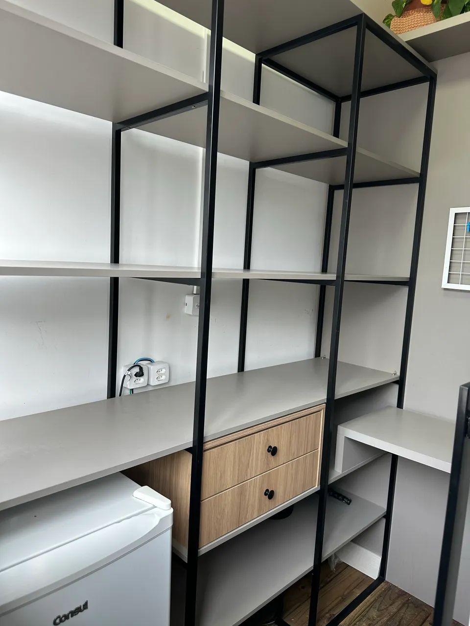 Armário Mdf com ferro  - Foto 5