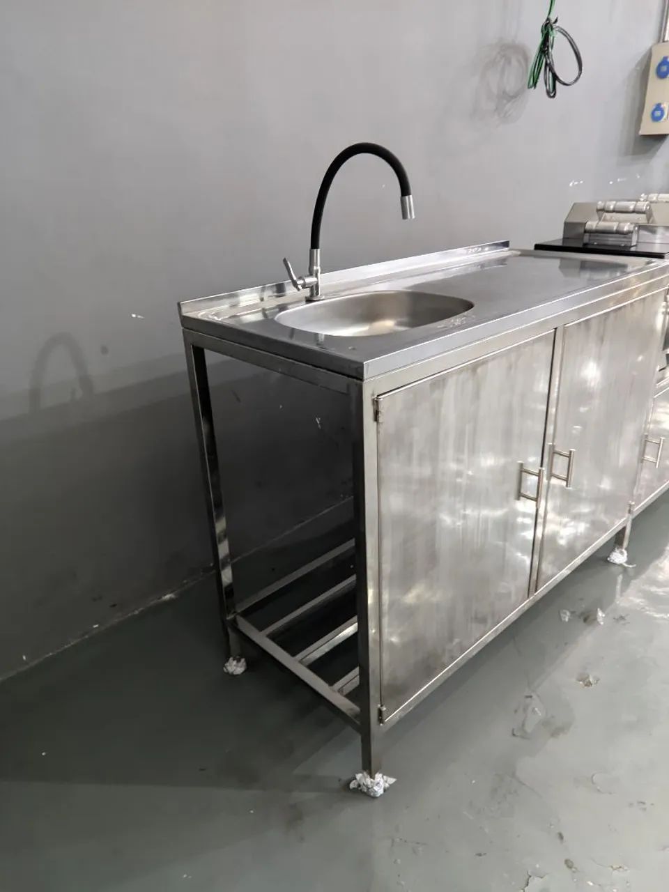 Churrasqueira Hot box e balcão de inox - Foto 2