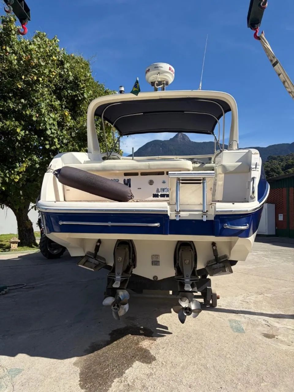Lancha Real Power Top 350 - 2012 - Bimotor Volvo Penta - Foto 6